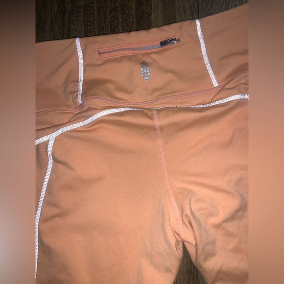 Just peachy Free People You're A Peach Leggings medium boho activewear spring - Picture 10 of 10